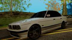 BMW 525 Re-Styling para GTA San Andreas