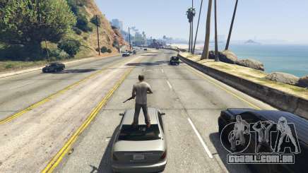 Stand On Moving Cars para GTA 5