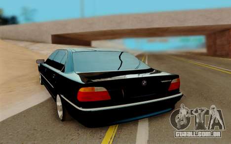 BMW 750 para GTA San Andreas