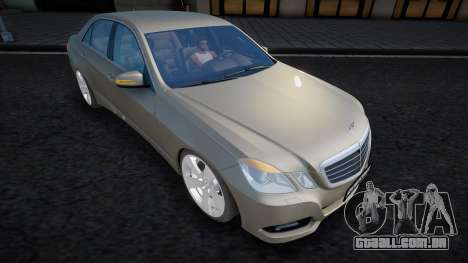 Mercedes-Benz E500 W212 (diamond) para GTA San Andreas