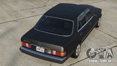 Mercedes-Benz 560 SEL Raisin Black