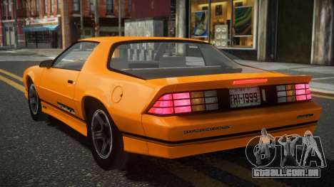 Chevrolet Camaro IROC-Z RF para GTA 4