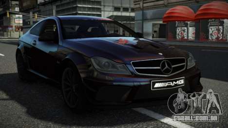 Mercedes-Benz C63 AMG RY-Q para GTA 4