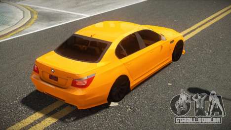 BMW M5 BFS para GTA 4