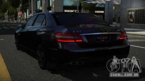 Mercedes-Benz E63 AMG CL para GTA 4