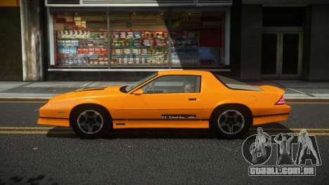 Chevrolet Camaro IROC-Z RF para GTA 4