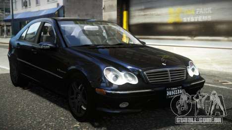 Mercedes-Benz C32 AMG DTK para GTA 4