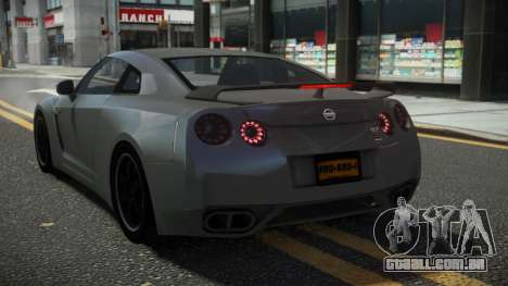 Nissan GT-R GTJ para GTA 4