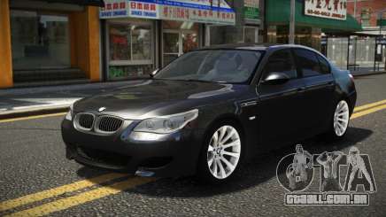 BMW M5 E60 MRT para GTA 4