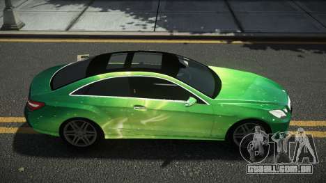 Mercedes-Benz E500 Lozvey S12 para GTA 4