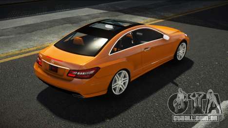 Mercedes-Benz E500 XM para GTA 4