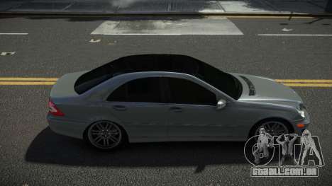 Mercedes-Benz C32 AMG GR para GTA 4