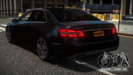 Mercedes-Benz E63 AMG CK-L para GTA 4