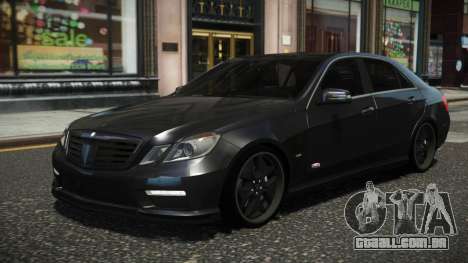 Mercedes-Benz B63S Brabus V1.1 para GTA 4