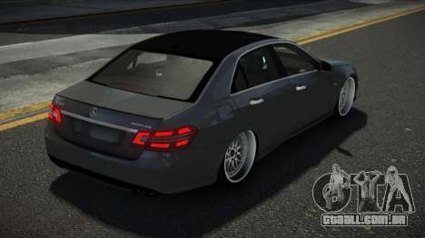 Mercedes-Benz E63 AMG ECK para GTA 4