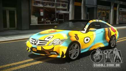 Mercedes-Benz E500 Lozvey S7 para GTA 4