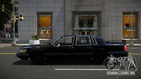 Lincoln Town Car JMK para GTA 4