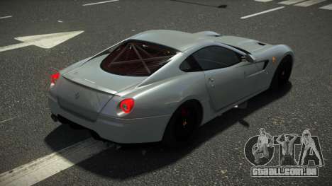 Ferrari 599 Trasho para GTA 4