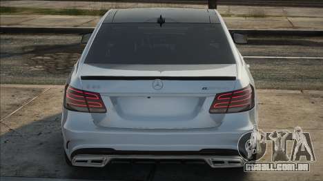 Mercedes-Benz E63 W212 White para GTA San Andreas