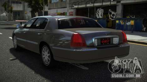 Lincoln Town Car BRE para GTA 4