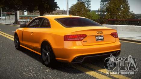 Audi RS5 Detoy para GTA 4