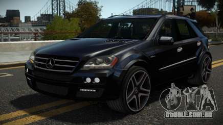 Mercedes-Benz ML63 AMG Rufahio para GTA 4