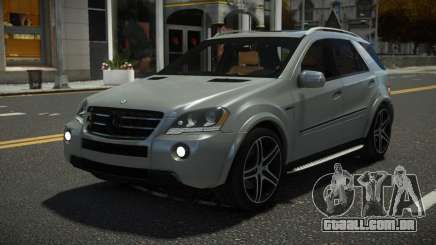 Mercedes-Benz ML63 AMG Basko para GTA 4