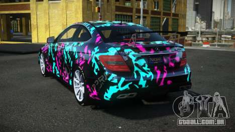 Mercedes-Benz C63 AMG Geruto S14 para GTA 4