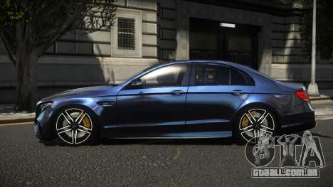 Mercedes-Benz E63 AMG Faruby para GTA 4