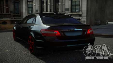 Mercedes-Benz E63 AMG Bergot para GTA 4