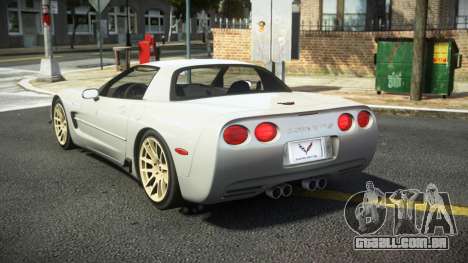 Chevrolet Corvette C5 Vodaro para GTA 4