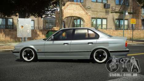 BMW M5 E34 Holik para GTA 4