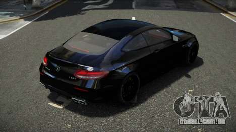 Mercedes-Benz C63 AMG Bulor para GTA 4