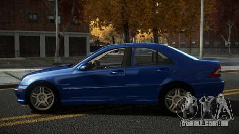 Mercedes-Benz C32 AMG Bexor para GTA 4