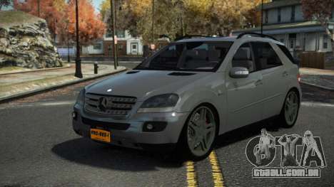 Mercedes-Benz ML 63 AMG Shuny para GTA 4