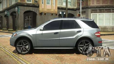 Mercedes-Benz ML63 AMG Rekosa para GTA 4