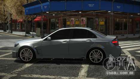 Mercedes-Benz C63 AMG GD2.0 para GTA 4