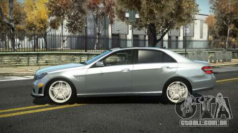 Mercedes-Benz E63 AMG Nesty para GTA 4