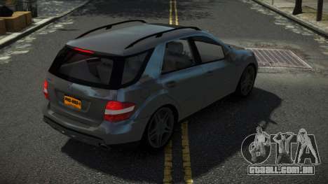 Mercedes-Benz ML 63 AMG Shuny para GTA 4