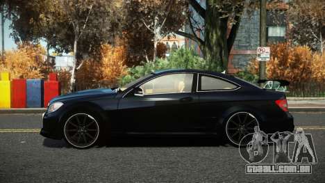 Mercedes-Benz C63 AMG Klaser para GTA 4