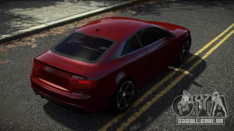 Audi RS5 Tauko para GTA 4