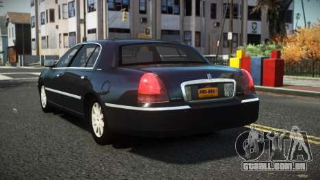 Lincoln Town Car Asebu para GTA 4