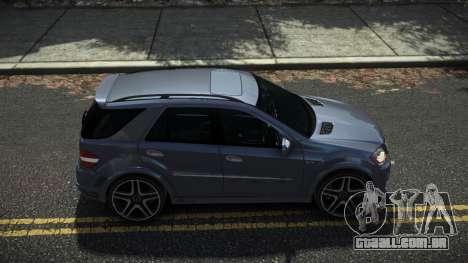 Mercedes-Benz ML63 AMG Colah para GTA 4