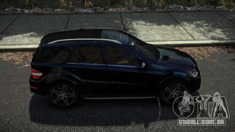 Mercedes-Benz ML63 AMG Rasory para GTA 4