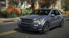 Mercedes-Benz ML63 AMG Colah para GTA 4