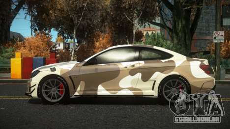 Mercedes-Benz C63 AMG Axury S7 para GTA 4