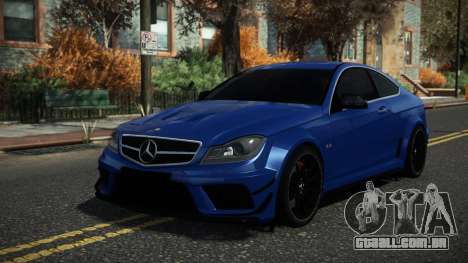 Mercedes-Benz C63 AMG Larex para GTA 4