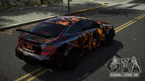 Mercedes-Benz C63 AMG Hugrax S14 para GTA 4