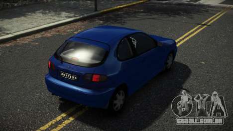 Daewoo Lanos Lazesho para GTA 4