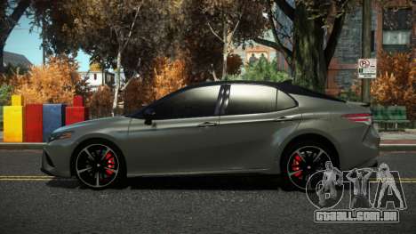 Toyota Camry Rustazy para GTA 4